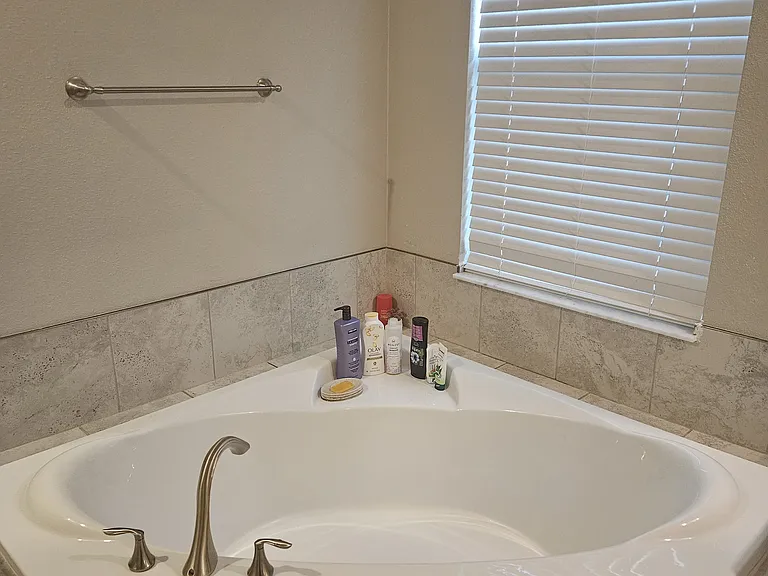 25057 Lambrusco Loop — Photo 55