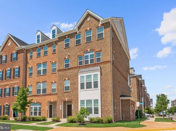 13730 Atlantis St #7M, Herndon, VA 20171
