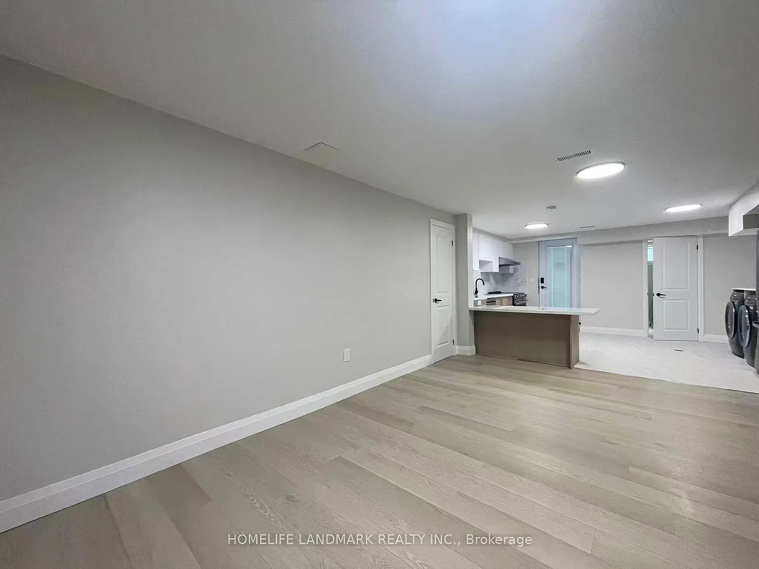 3 bed, $2,500 — Photo 3