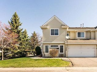7889 Autumn Ridge Ave, Chanhassen, MN 55317
