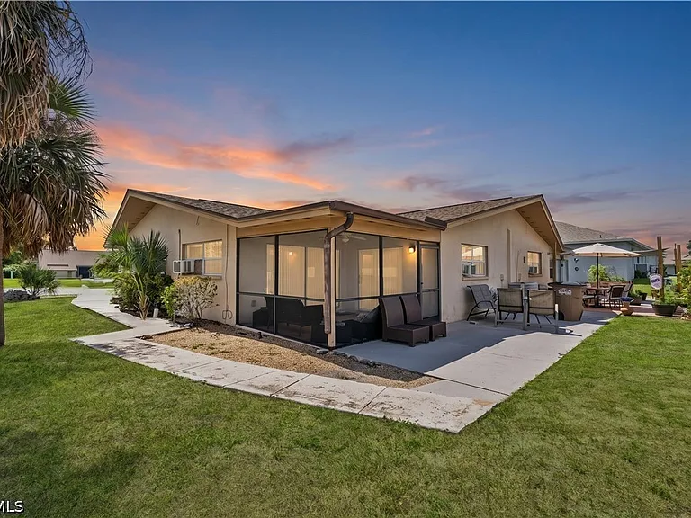 4353 Country Club Blvd #B — Photo 14