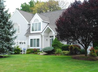 227 Cypress Ln, Hatboro, PA 19040