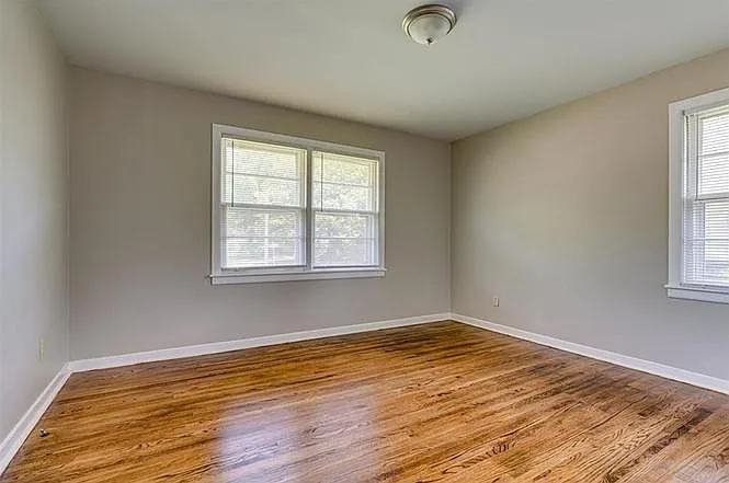 1749 Dearing Rd — Photo 15