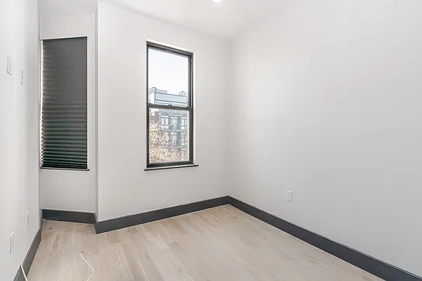 Rented by Friedman Mayer, LREB | media 2