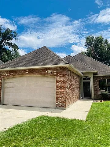 3 bed, 2.0 bath, 1530 sqft, $1,700 — Photo 2