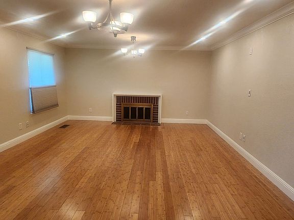 5th image of 6 Galley Ct