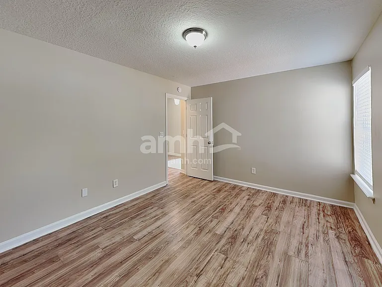 3631 Silver Bluff Blvd — Photo 11