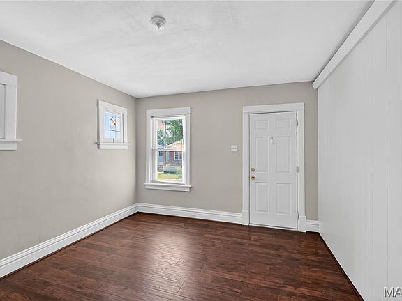5th image of 2318 Patton Ave