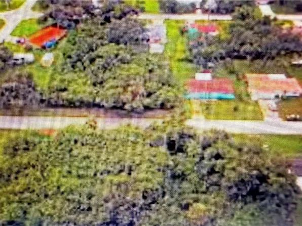 1205 Oxsalida St, Pt Charlotte, FL 33952