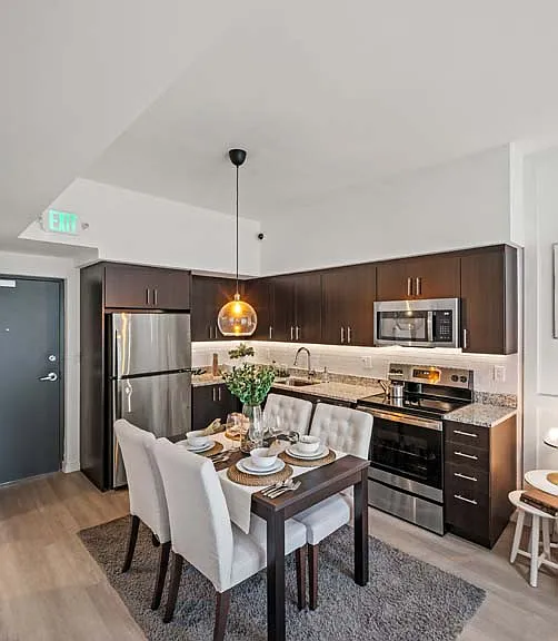 Oak Enclave — Photo 4