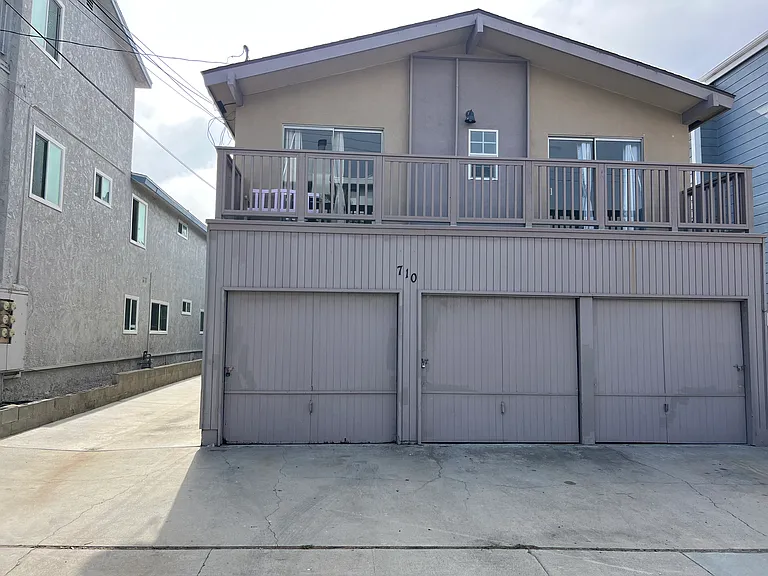 710 3rd St #2 — Photo 3