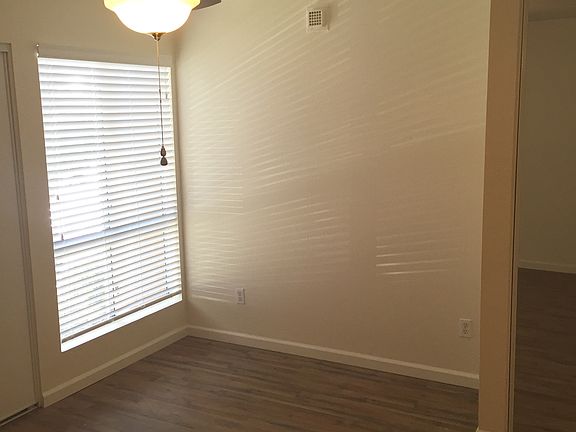 4th image of 1621 Hotel Cir S Unit E109
