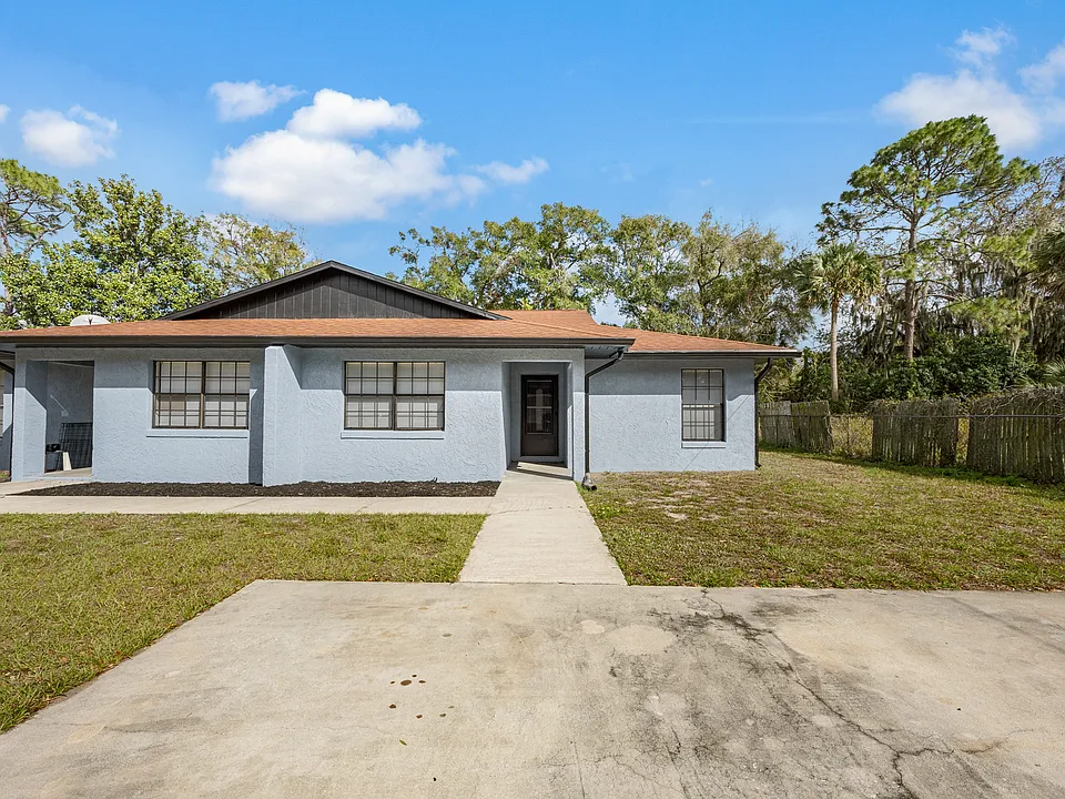 2509 Mitchell Ave