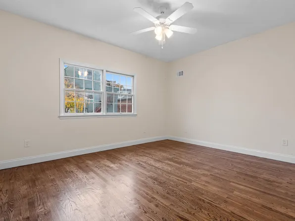 215 South Street image 22 of 37