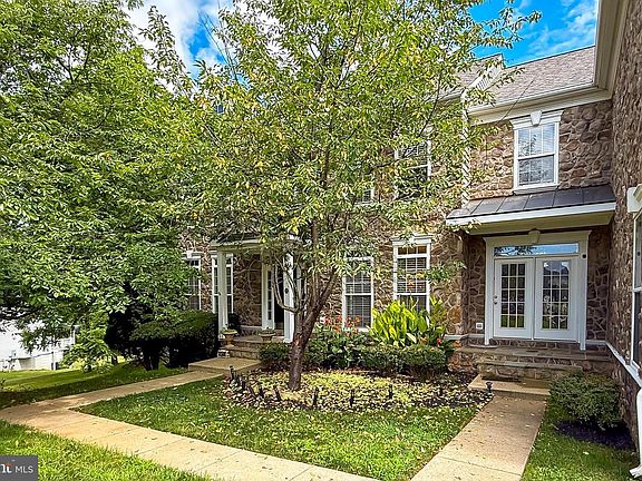 4th image of 5548 Eiseley Ct