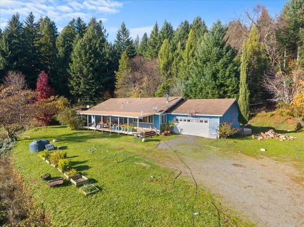 994 Bloody Camp Rd, Hoopa, CA 95546