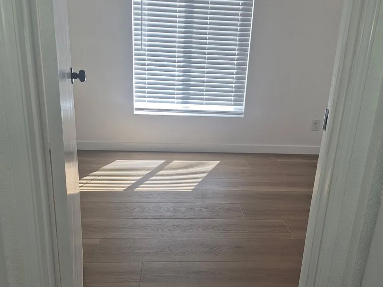 8391 San Fernando Rd #12 — Photo 6