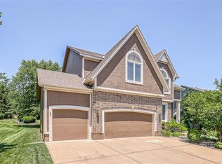 10930 W 143rd Ter, Overland Park, KS 66221