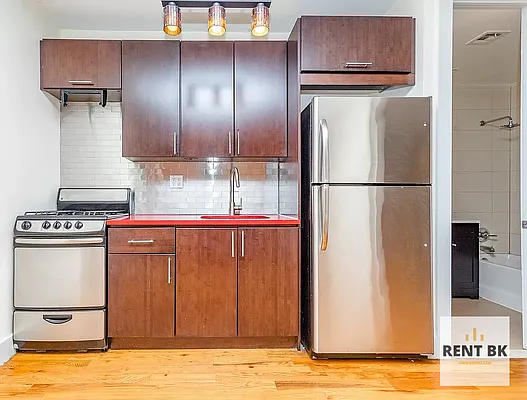 Rented by RENTBK LLC | media 5