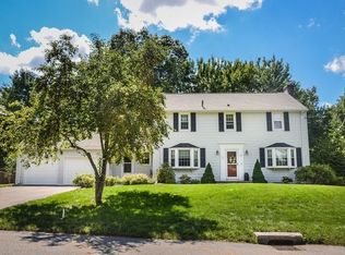 49 Woodridge Rd, Holden, MA 01520