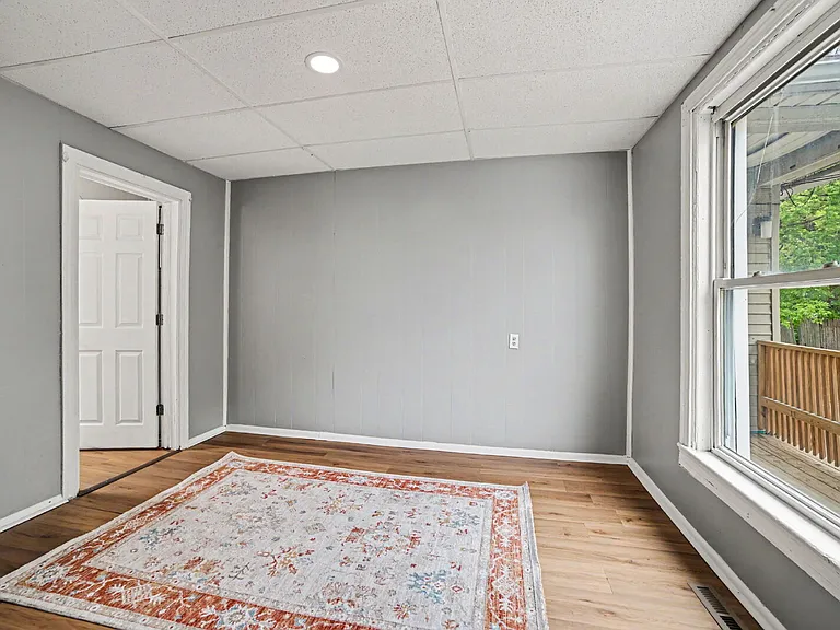 2634 N Michigan Ave #1 — Photo 10