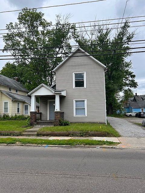 1st image of 293 E Thornton St