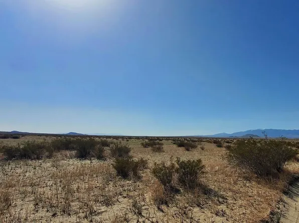 21000 E Avenue M #12, Palmdale, CA 93550