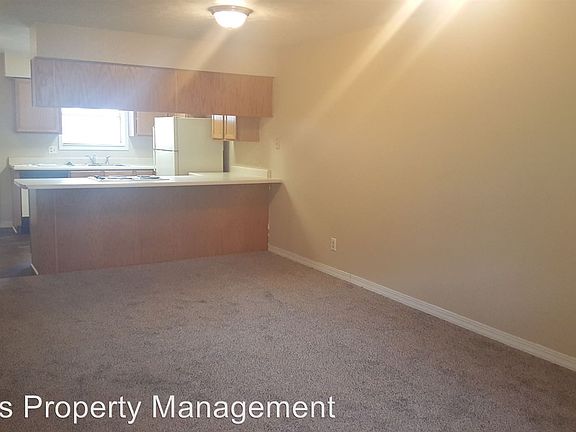 5th image of 1 Church Dr APT 3