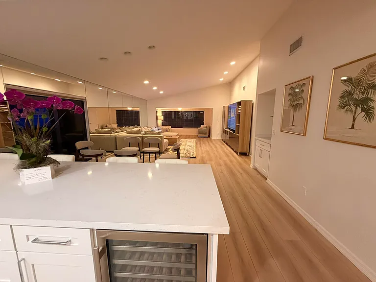 24 Westgate Ln #24A — Photo 5