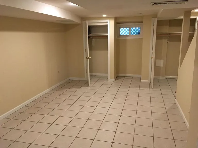 239 Evans Ln — Photo 13