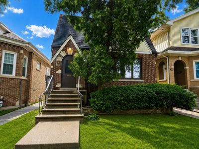 5649 N Moody Ave, Chicago, IL, 60646