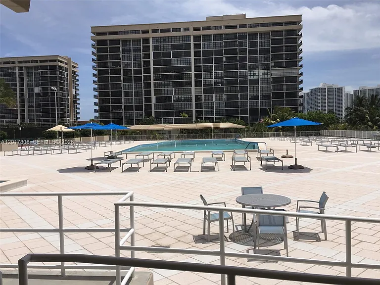 1950 S Ocean Dr #4-B — Photo 21