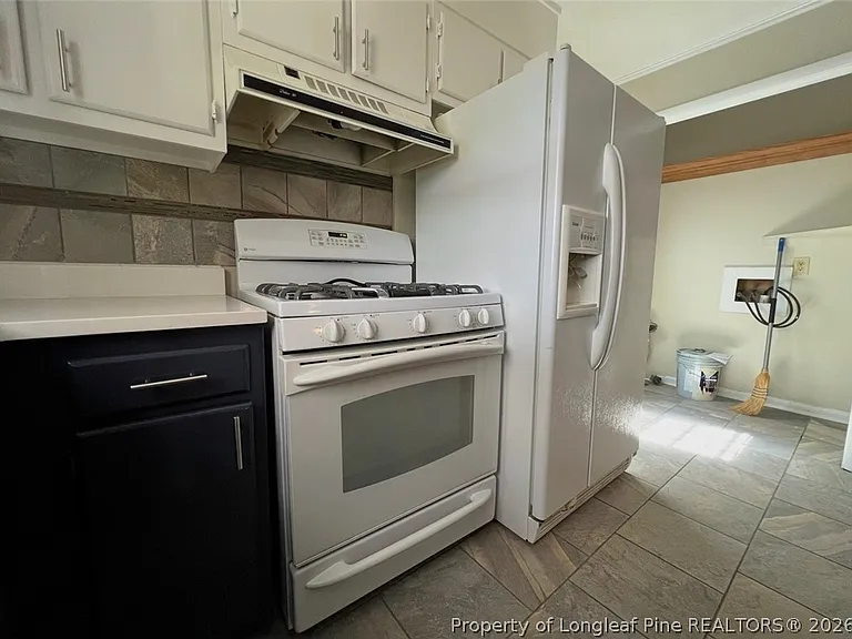 1319 Levy Dr — Photo 14
