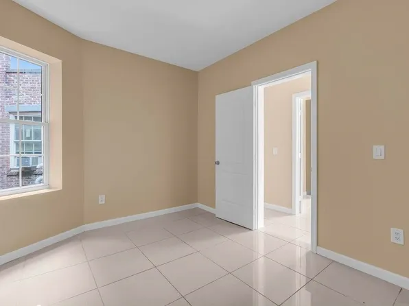 183 Thorne Street image 26 of 34