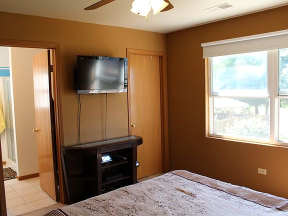 5th image of 891 Cottonwood Dr