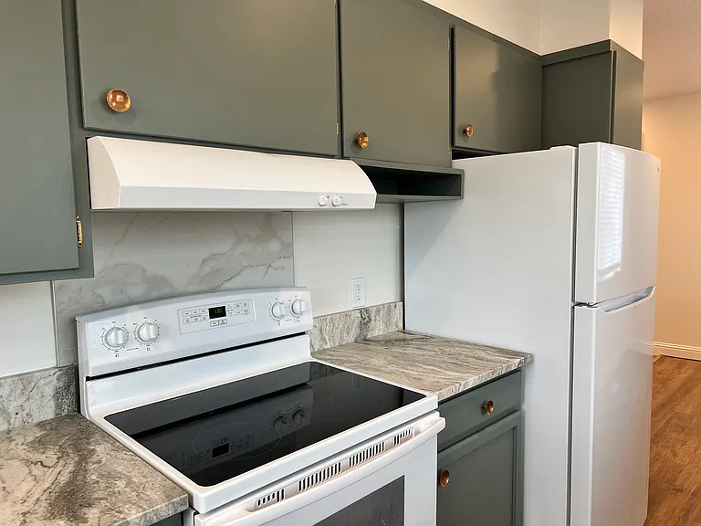 1405 E Parkway Ave #B — Photo 4