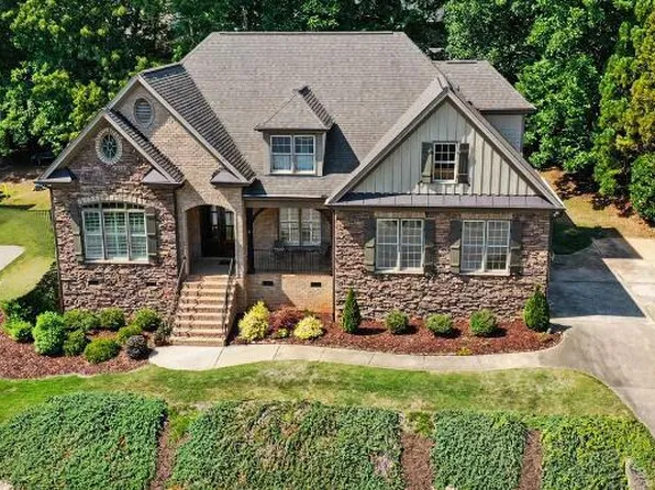 6020 Larboard Dr, Apex, NC 27539