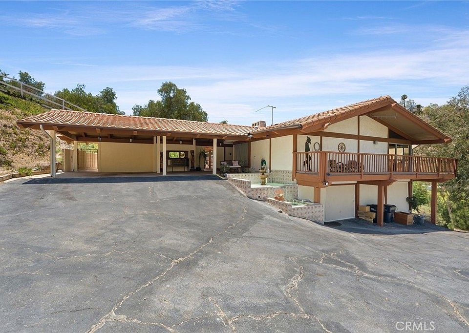 1st image of 26 Coolwater Rd