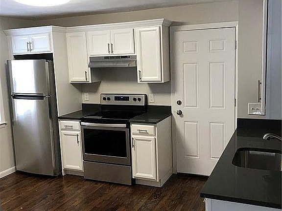 2nd image of 134 Garden Dr #134