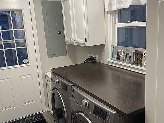 4th image of 3130 NW 49th St