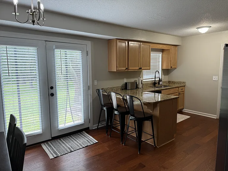 1237 Redeemer Dr — Photo 11