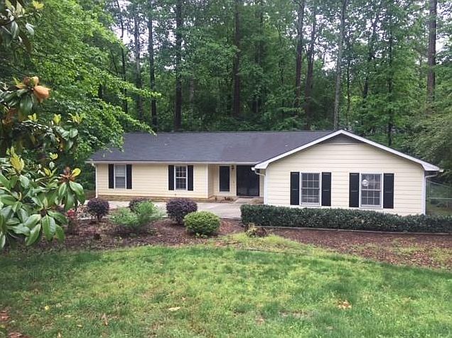 1st image of 3228 Mountain Hollow Dr