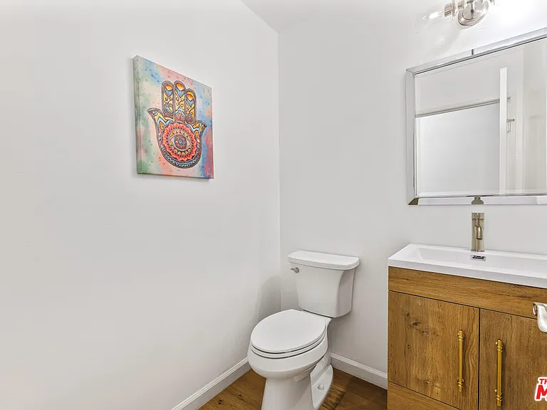 10600 Holman Ave #11 — Photo 22