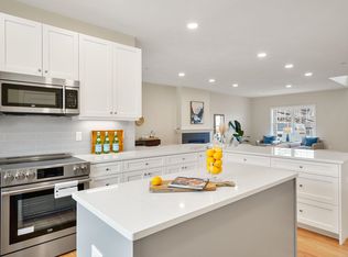 21 Brightstone Way #17, Sandown, NH 03873