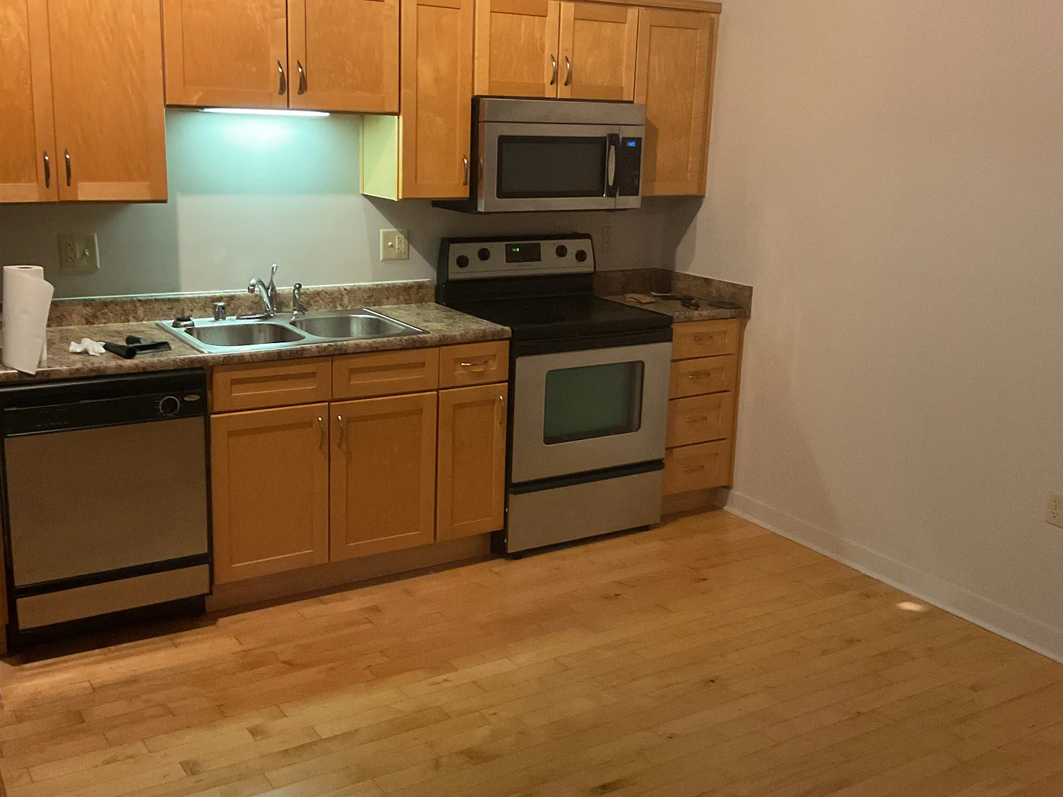 1 bed, 525 sqft, $1,400 — Photo 3