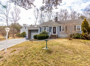 2 Long Boat Rd, Bourne, MA 02532