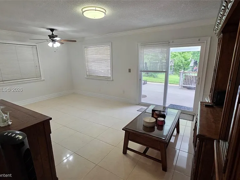 3431 SW 63rd Ave — Photo 23