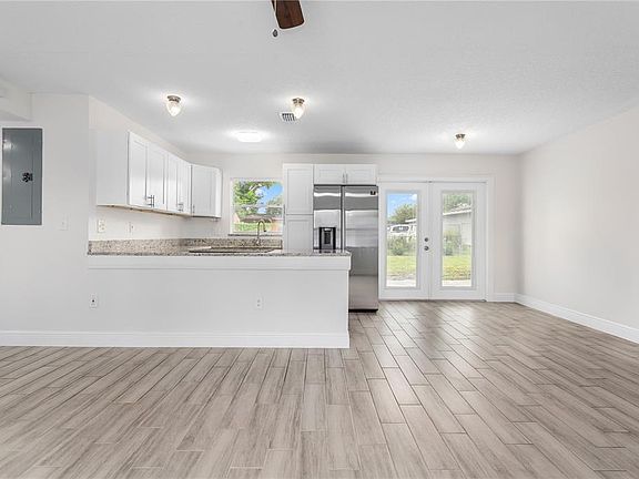 4th image of 909 URSULA STREET