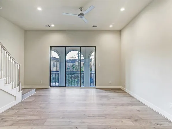 5209 Allen St #G, Houston, TX 77007