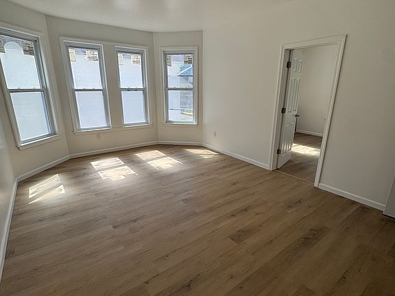 3rd image of 85 Windsor Ave #2